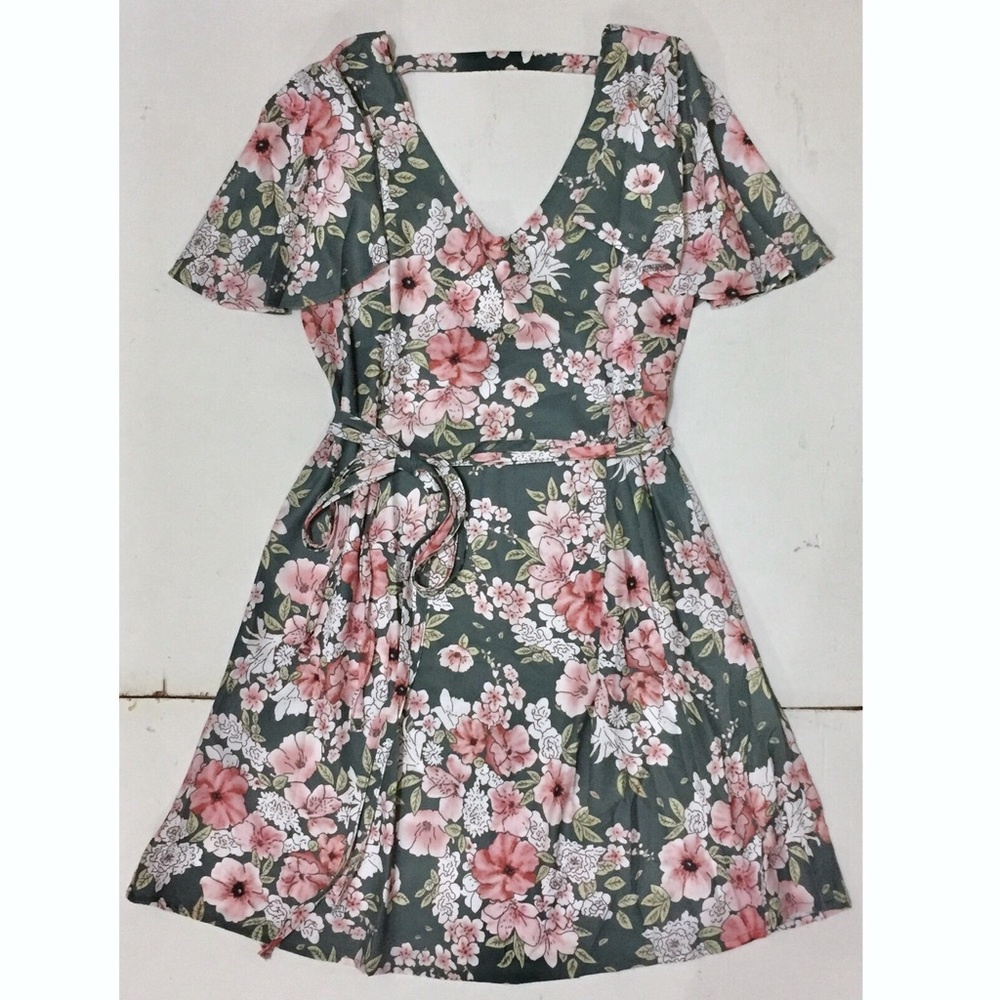 🛑SOLD🛑 Last M/L❣️NEW Open Back Ruffled Floral Dress - Picture 5 of 6